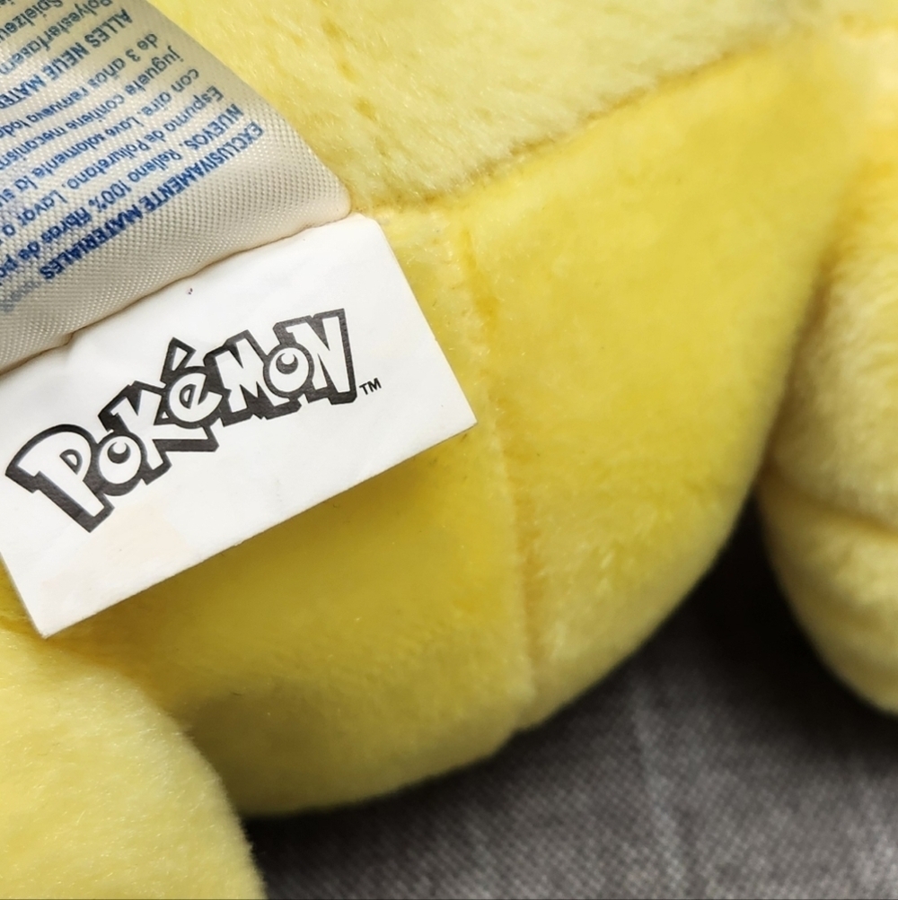 Build-A-Bear Pokémon Pikachu 14in Plush. - Picture 4 of 6